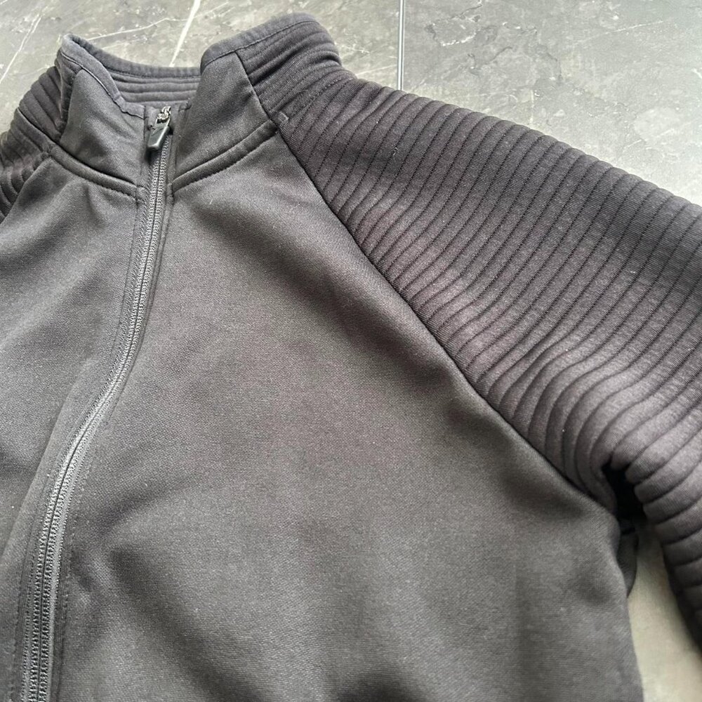 Old Navy Black Zip-up Warmth, THICK jacket.